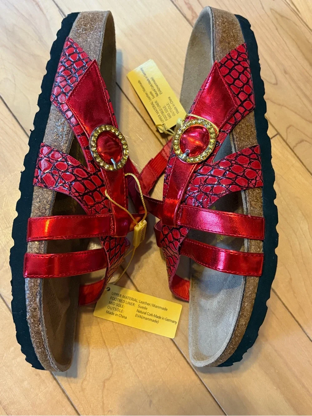 NWT Tatami by Birkenstock Red Metallic Croc Embossed Strappy Sandals size 38